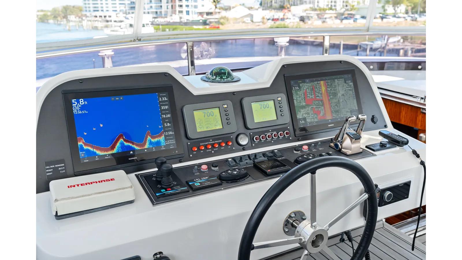 Купить яхту Aleniel 87 в Shestakov Yacht Sales