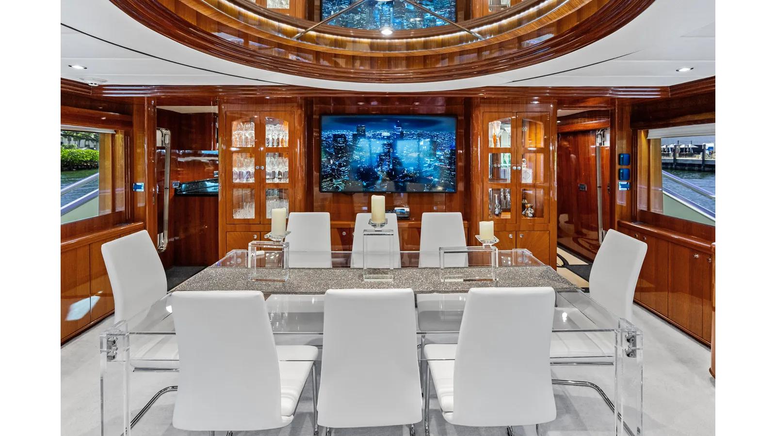 Лучшие предложения покупки яхты Aleniel 87' Motor Yacht