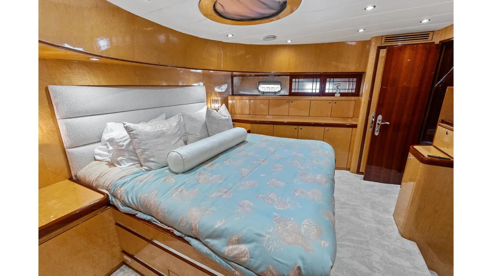 Продажа яхты Aleniel 87