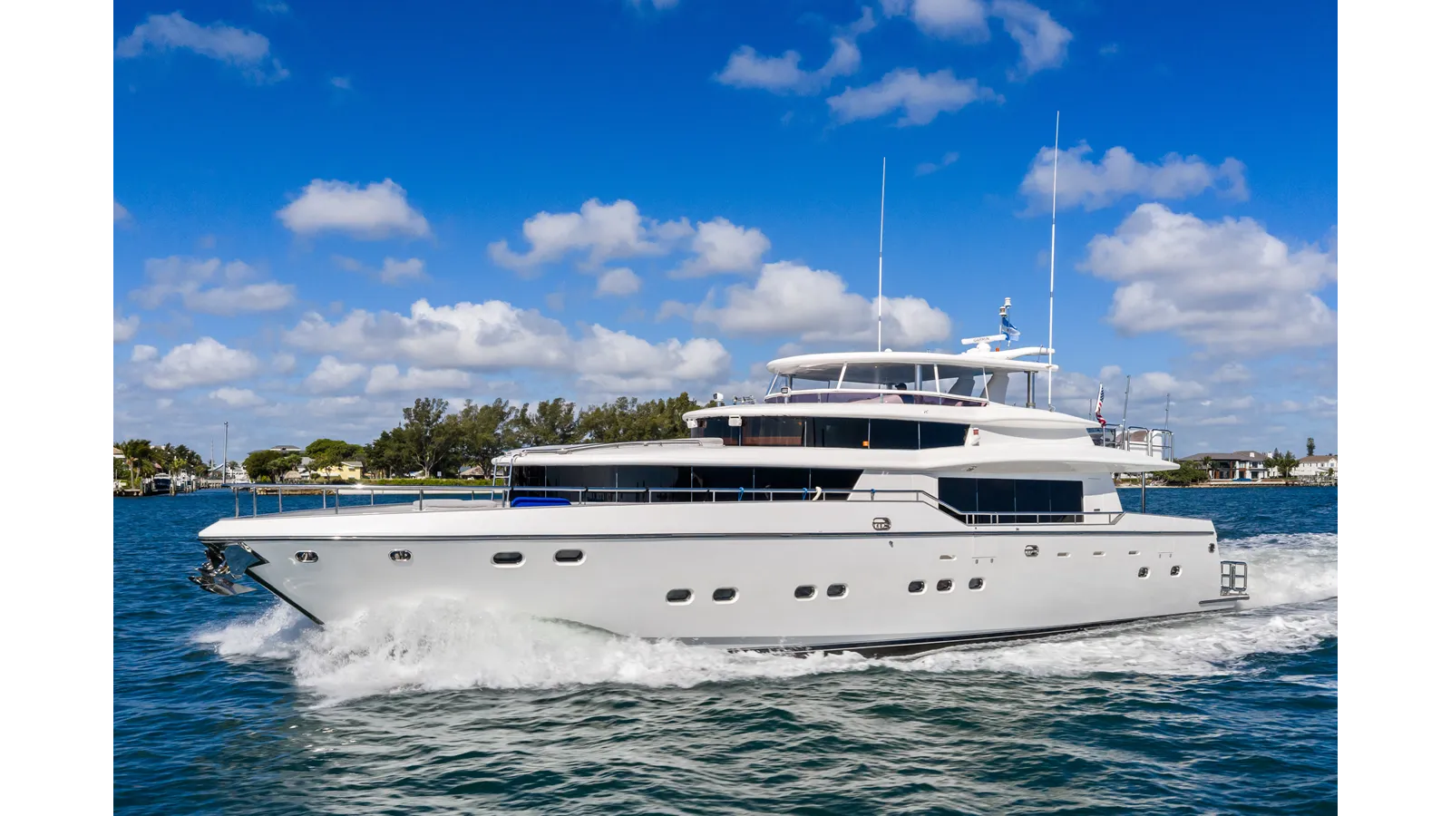 best yacht sales deals Aleniel - Johnson
