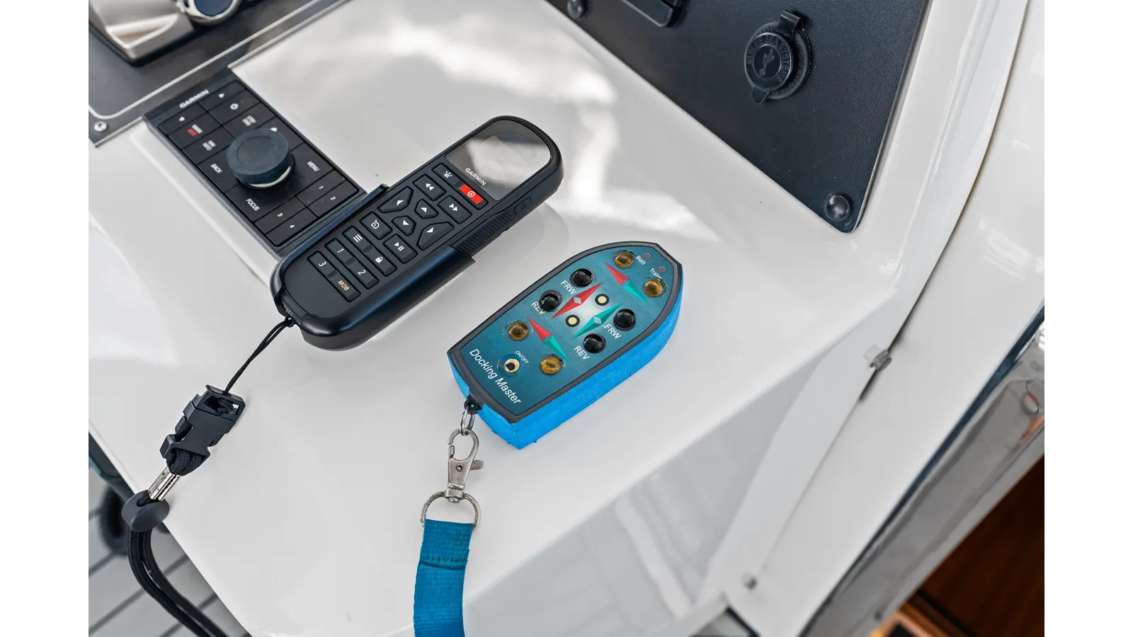 Buy a yacht Aleniel - Johnson