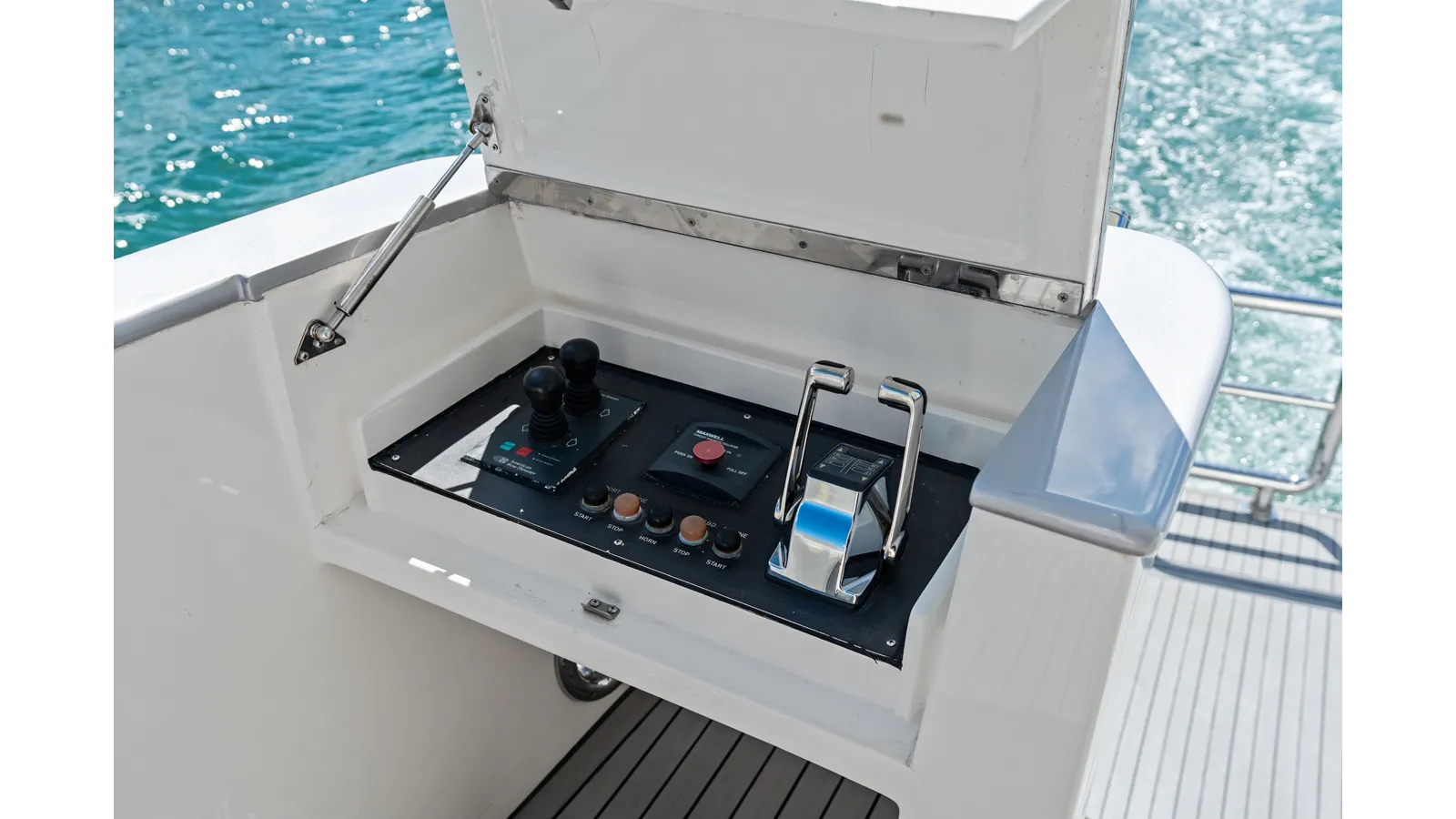 Aleniel 2005 yacht sale