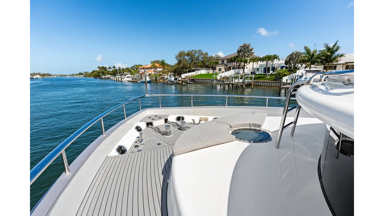 Buy a Aleniel 2005 at Shestakov Yacht Sales