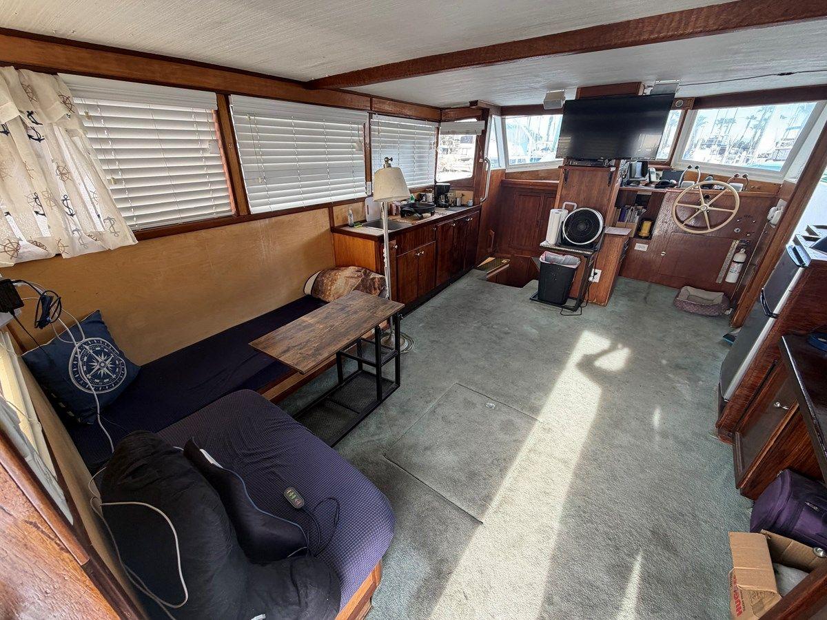 Buy a Balena Blu 42 at Shestakov Yacht Sales