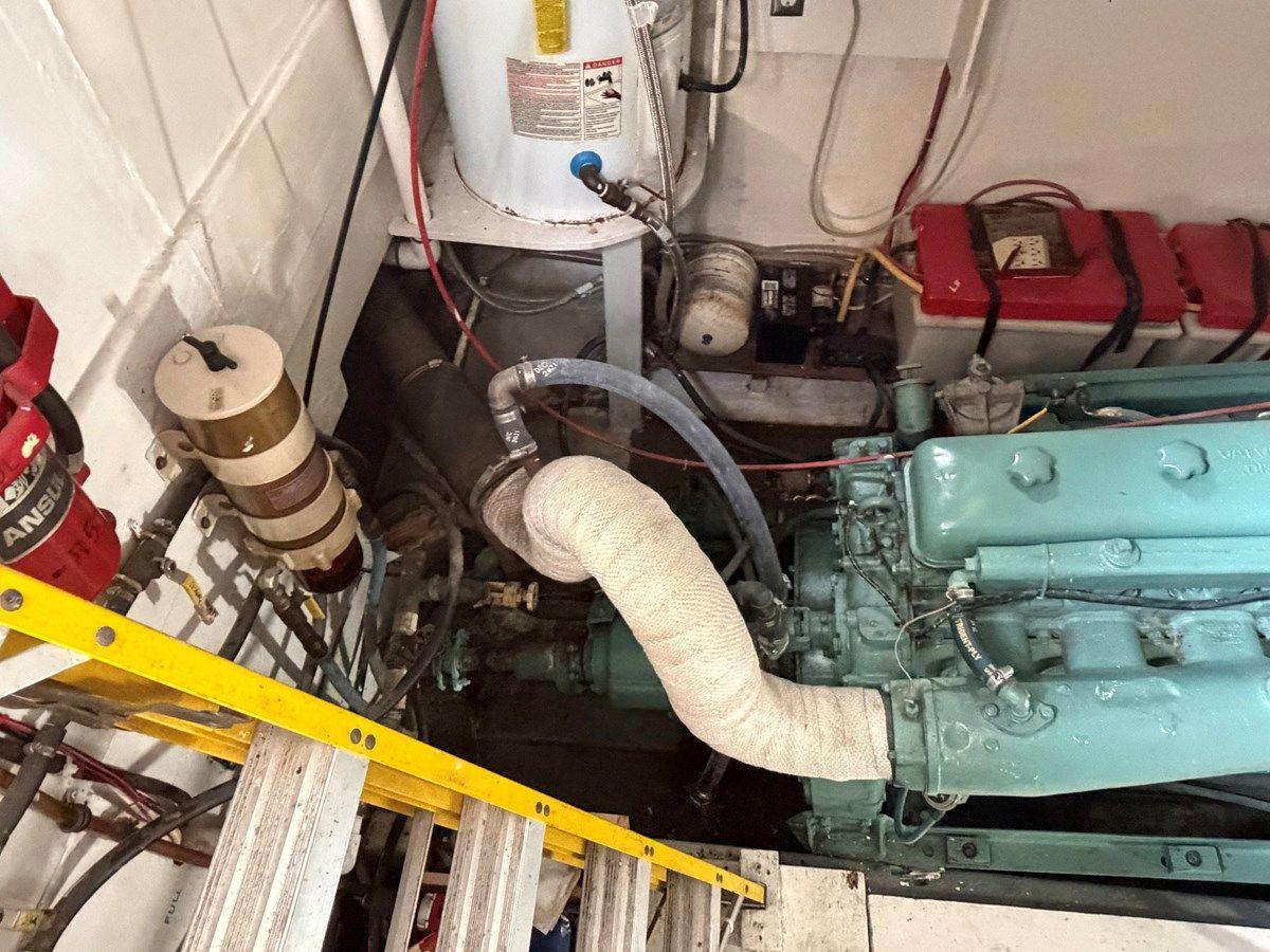 Buy a yacht Balena Blu 42