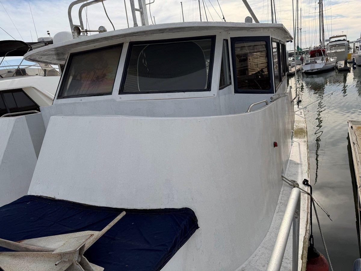 Balena Blu 48 Pilothouse yacht sale
