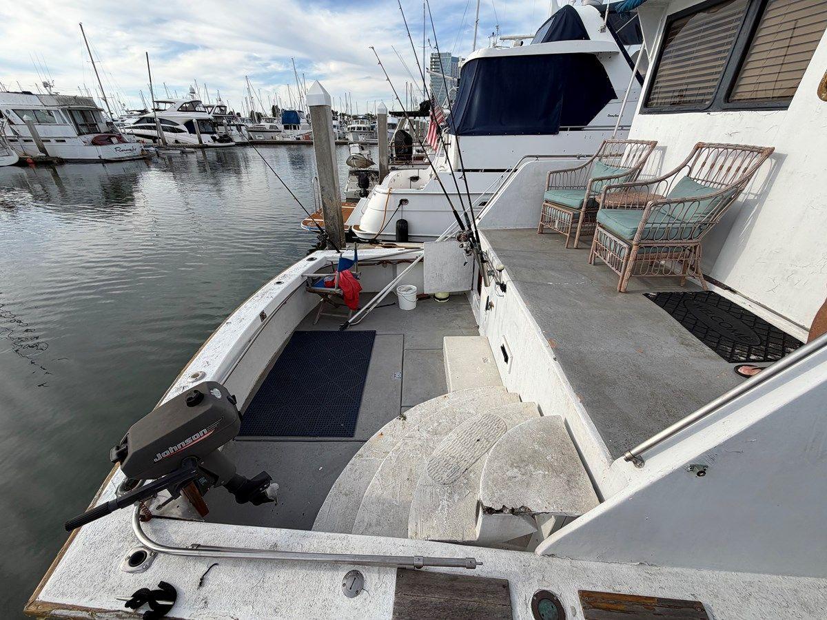 Balena Blu 48 Pilothouse price