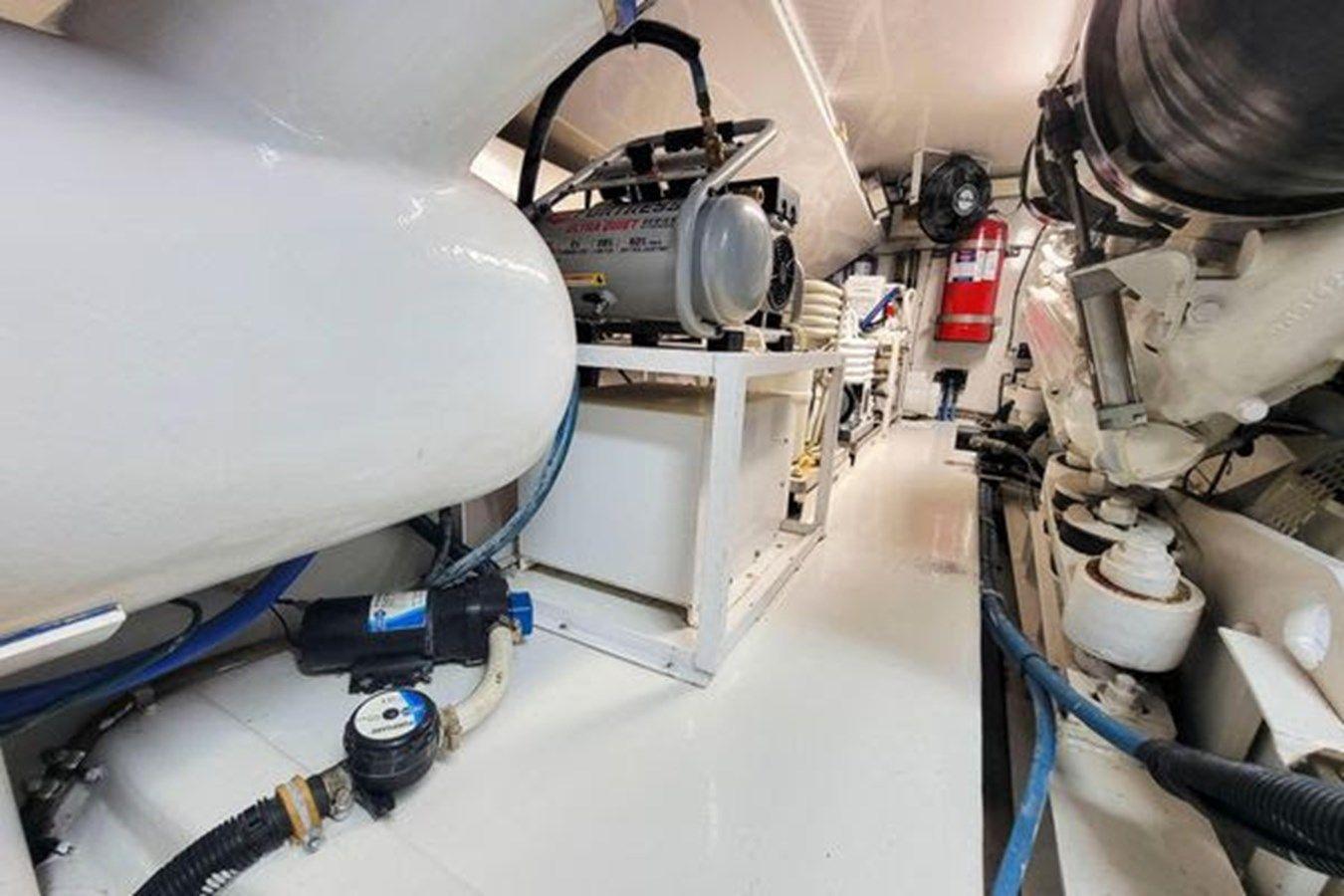 Buy a yacht PRIME TIME 65 Enclosed Bridge