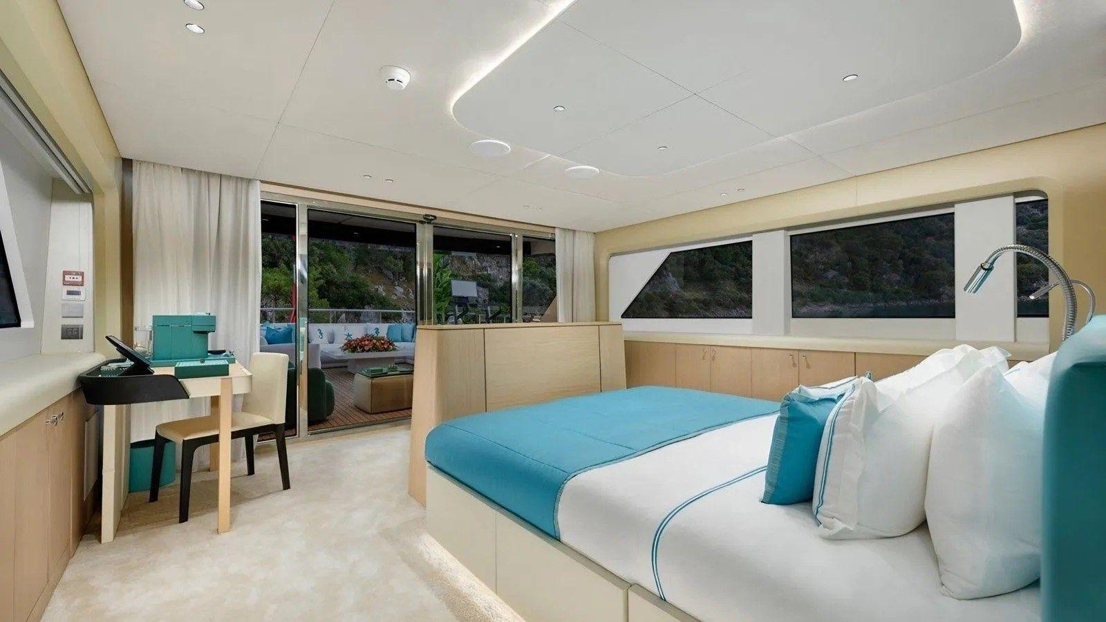 Купить LADY LUNA