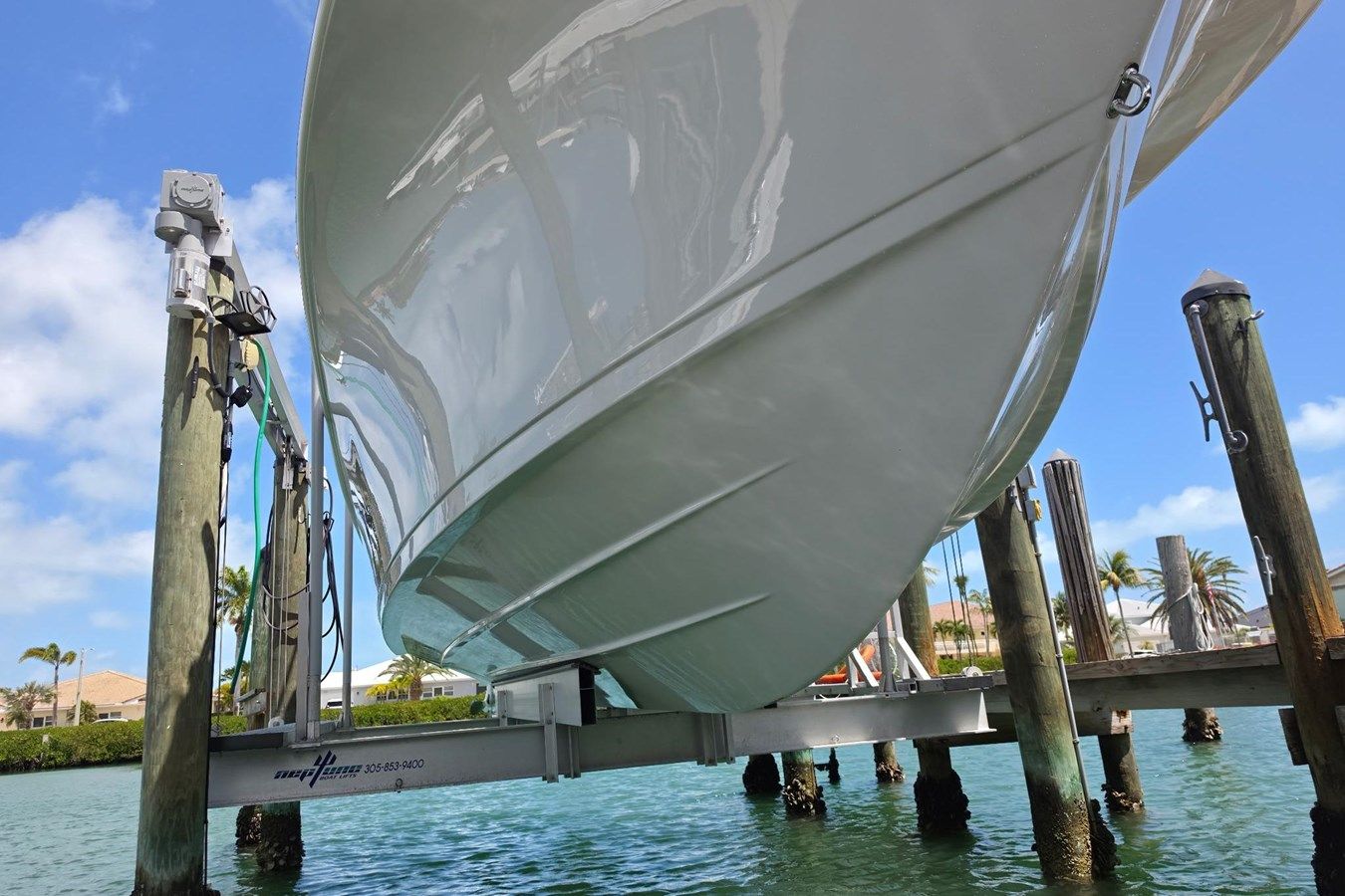 the best price on No Name 32