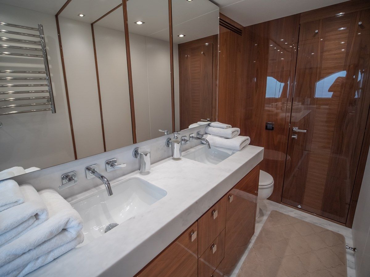 Sunseeker 76Y - Sunseeker price