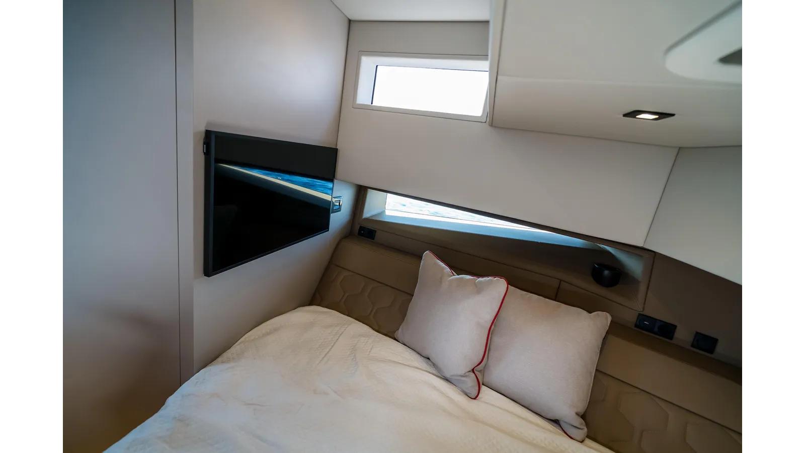 Robin's Nest 2023 yacht sale