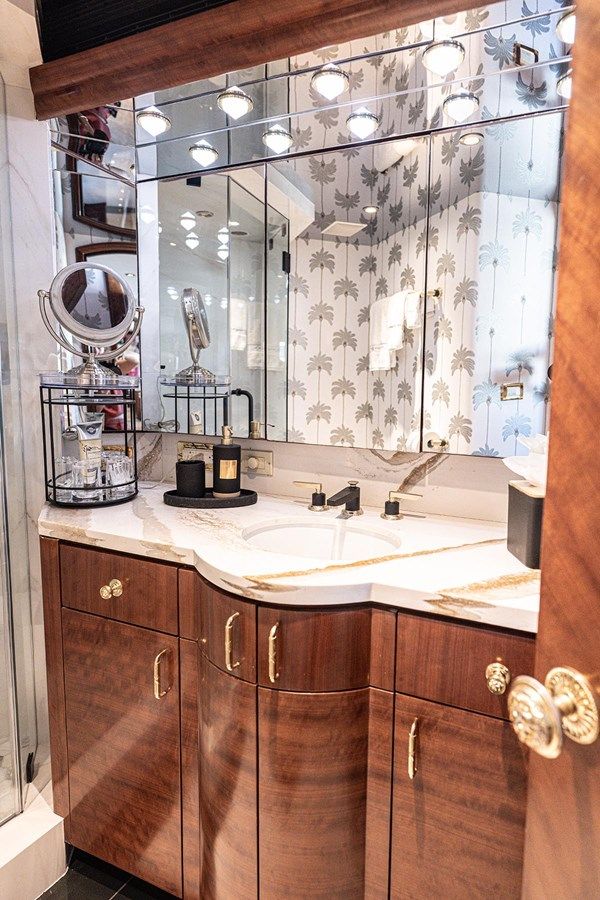 Buy a CHARLOTTE ANN 2003 at Shestakov Yacht Sales