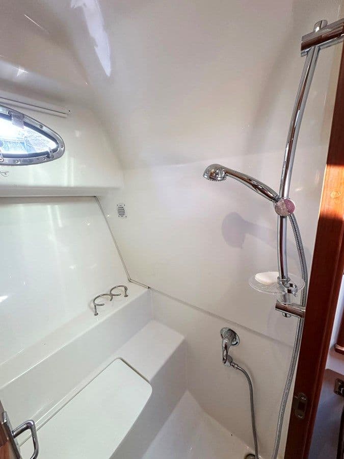 BELLA FAMIGLIA 2018 yacht sale