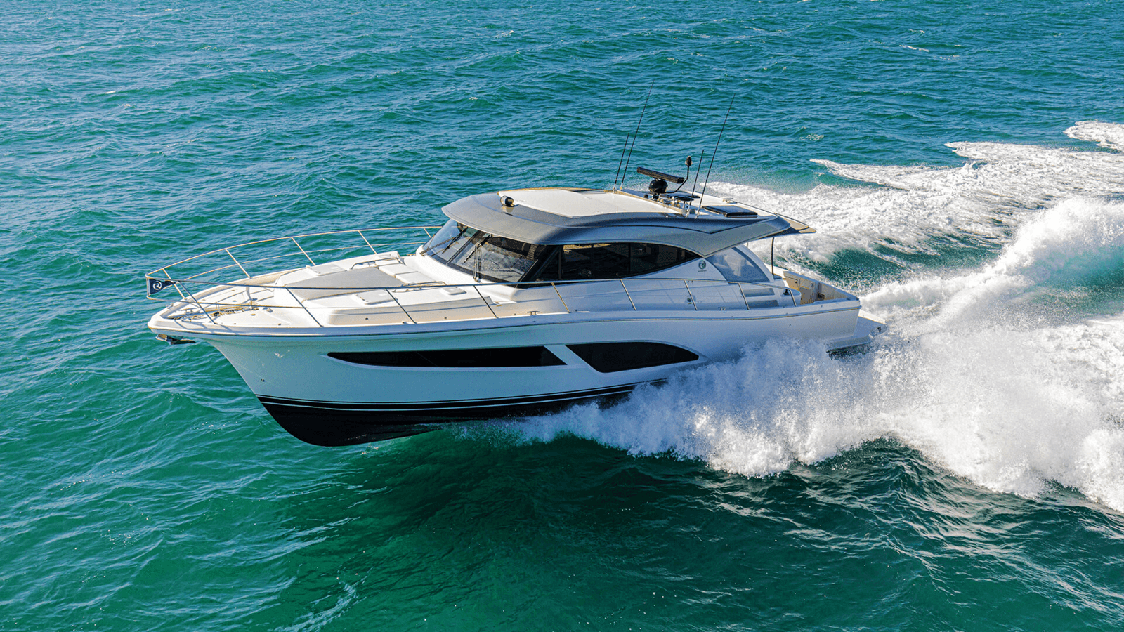 best yacht sales deals 465 SUV 46