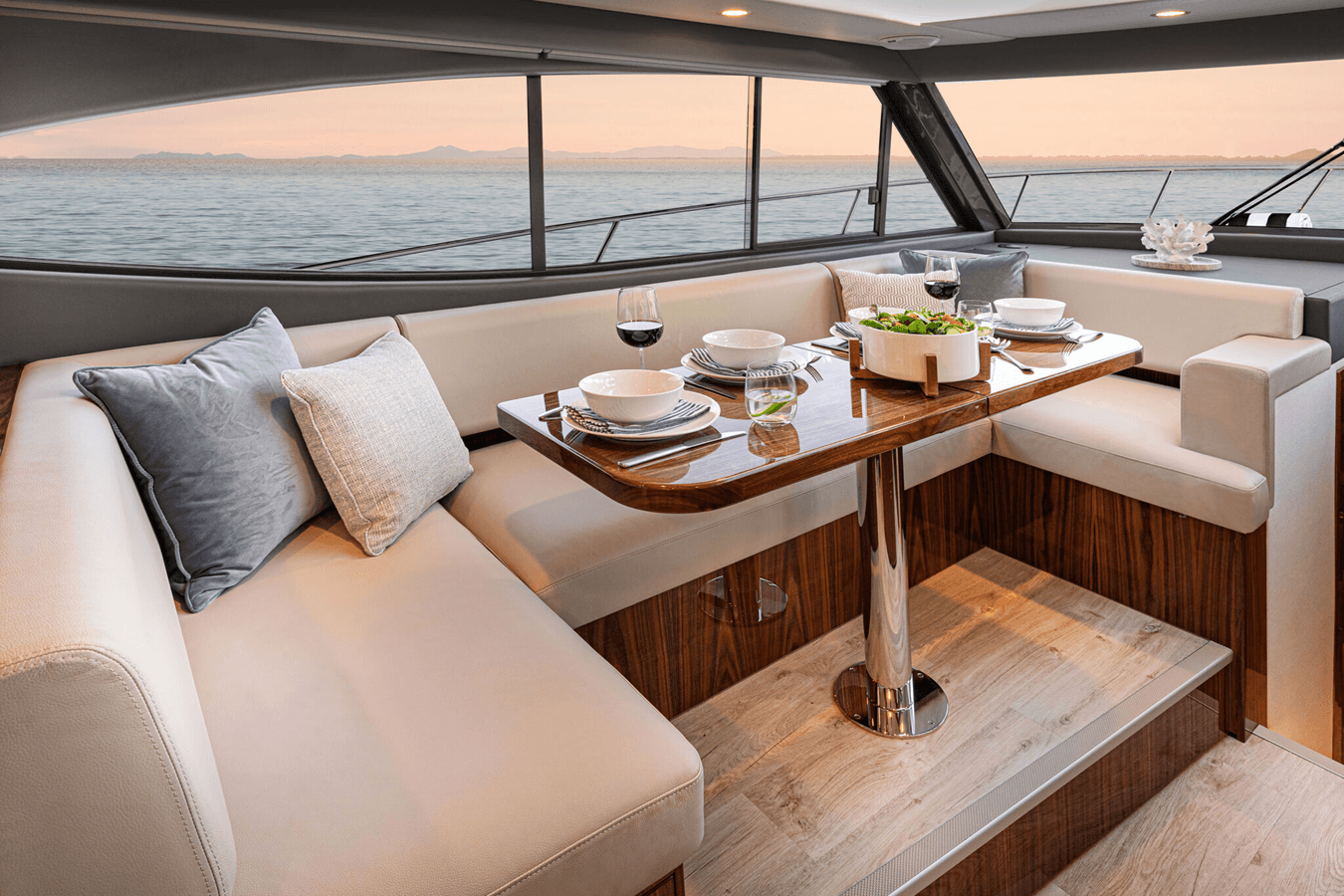 the best price on 465 SUV 46