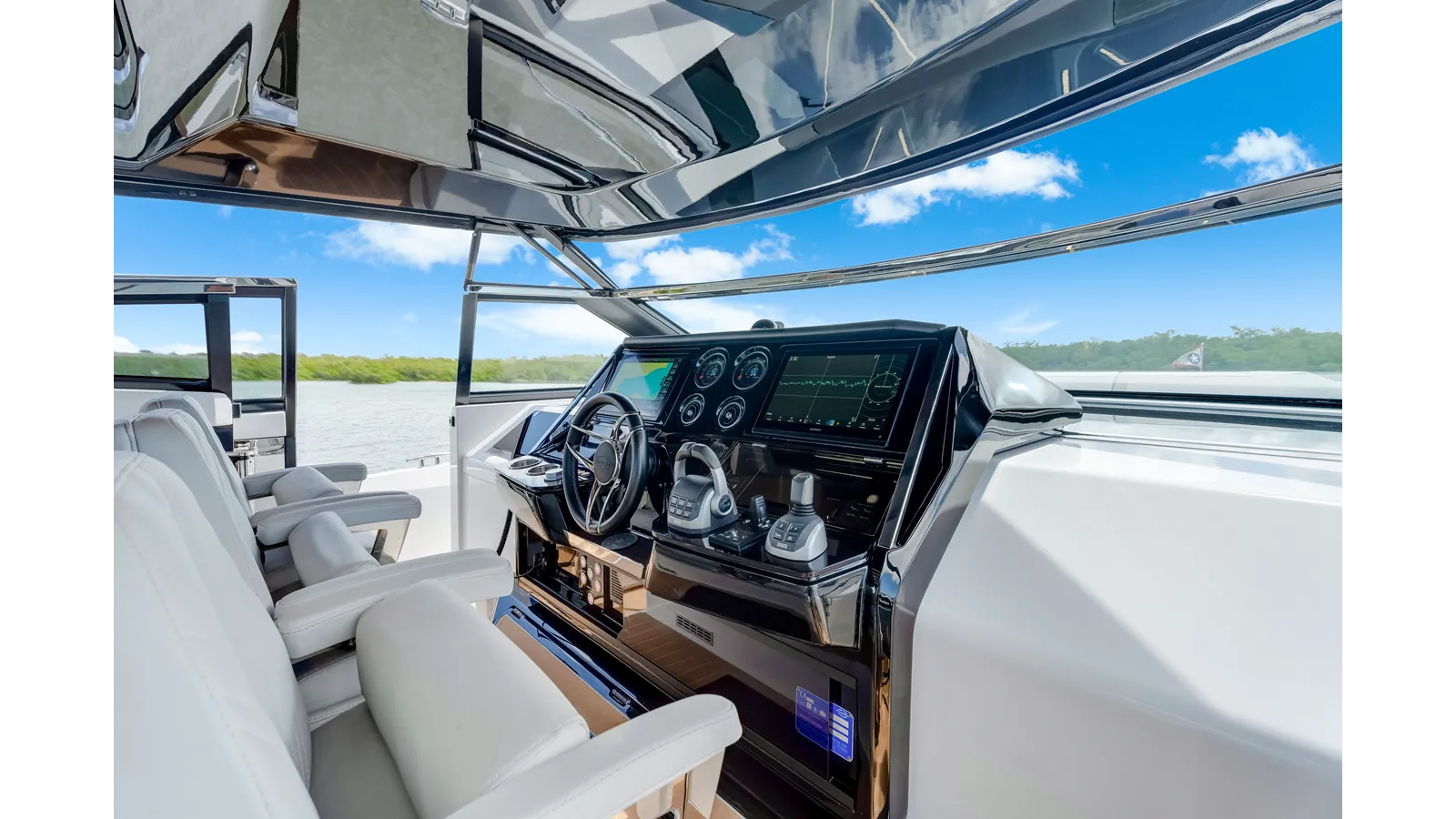 the best price on OUR TRADE Superhawk 55