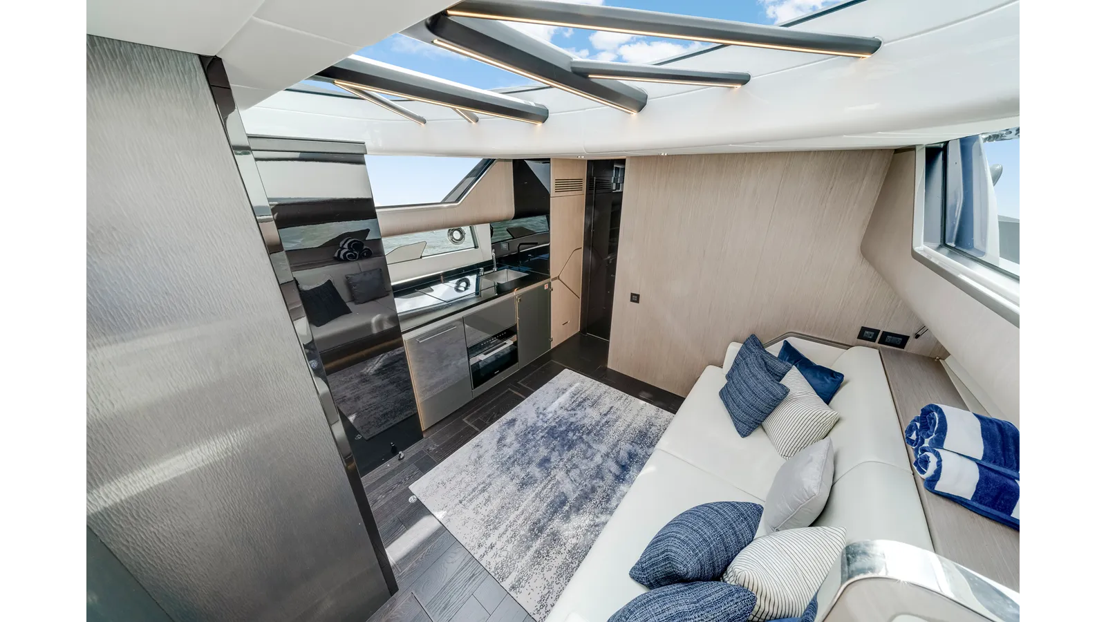 OUR TRADE - Sunseeker yacht sale