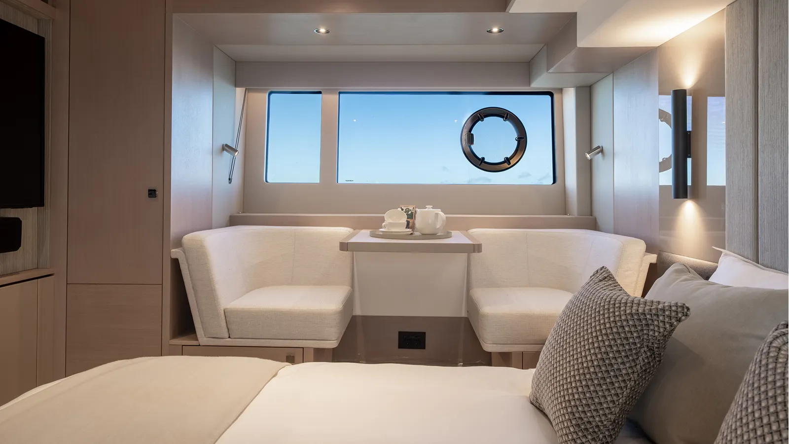 MANHATTAN 56 - Sunseeker yacht sale