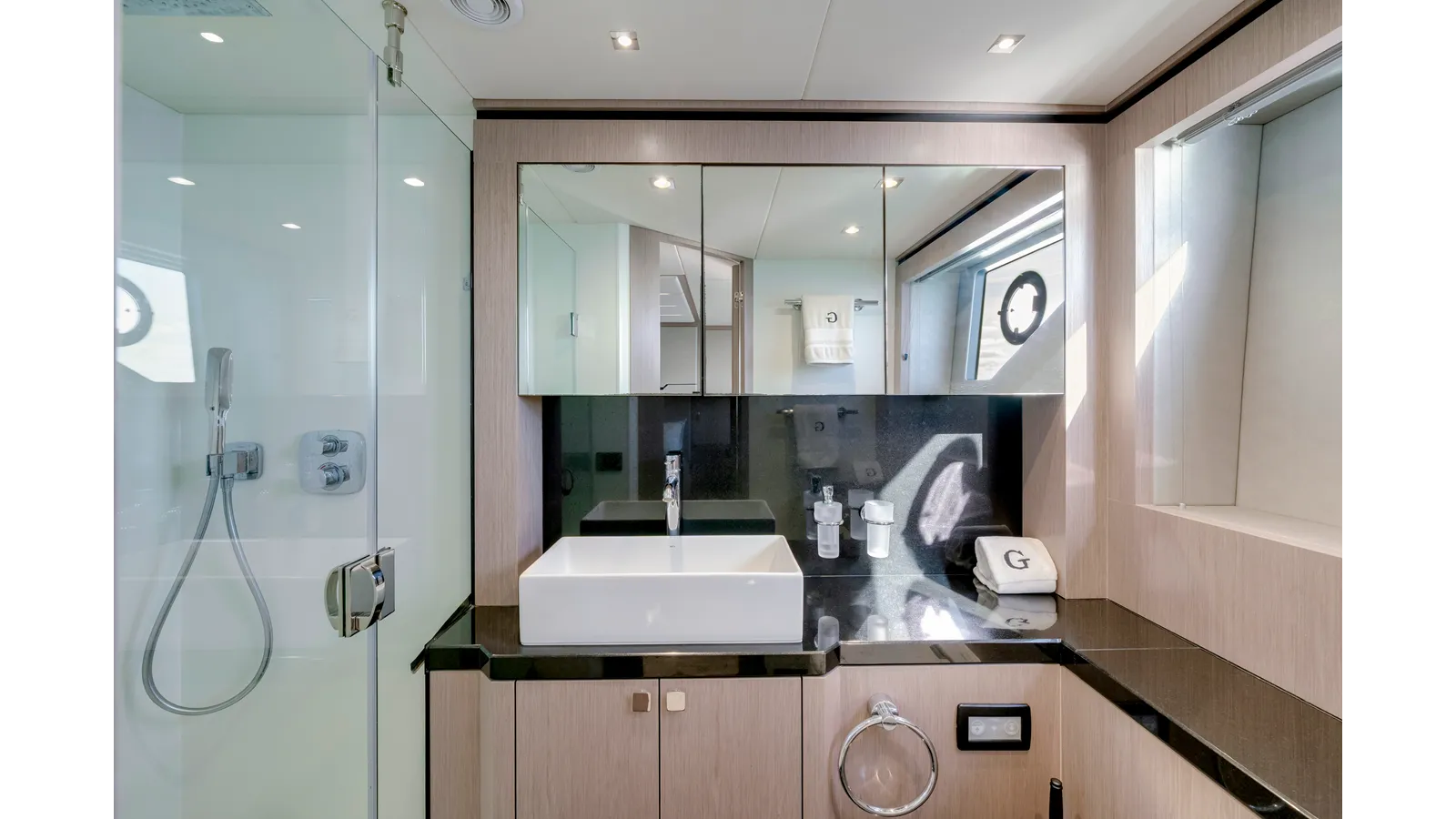 Buy a Gravitas 68 at Shestakov Yacht Sales