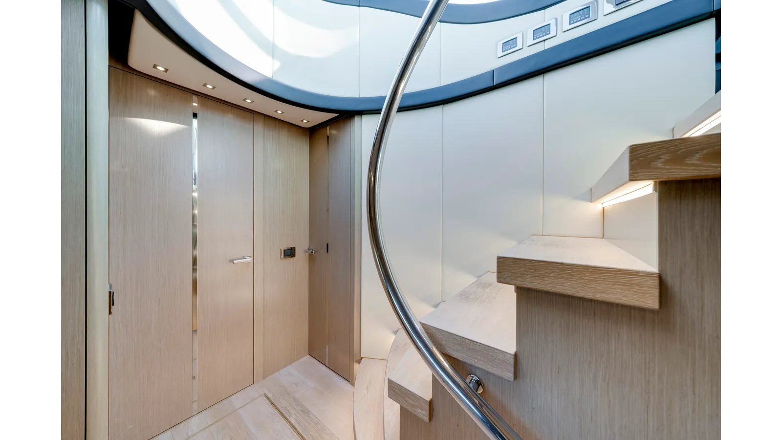 Gravitas yacht sale