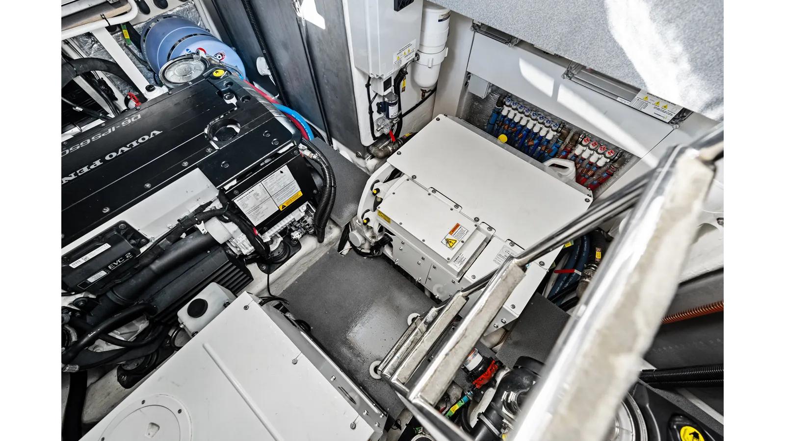 Buy a EMERALD 50 at Shestakov Yacht Sales