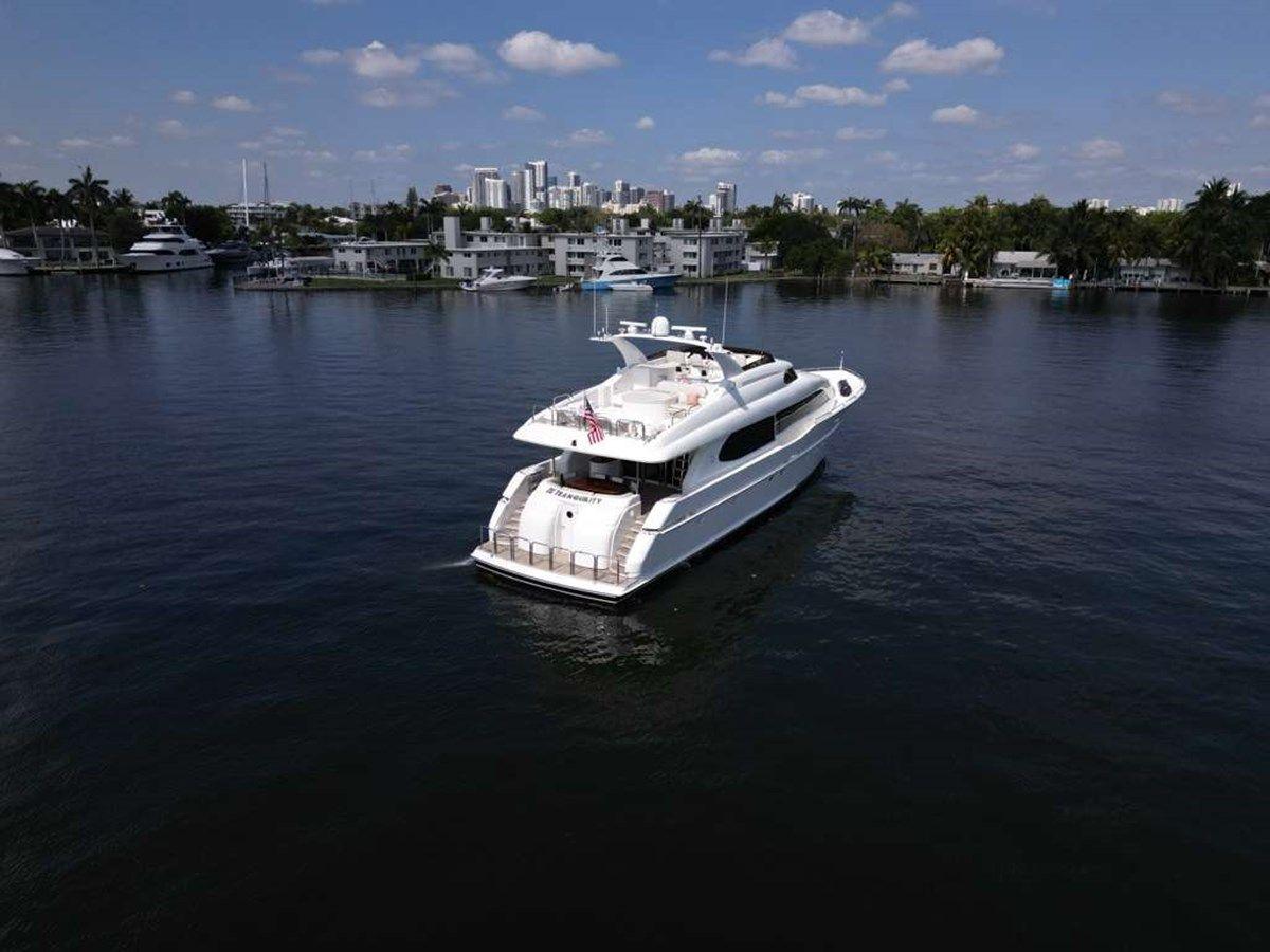 Buy a yacht Tranquility IV - 94 ft Lazzara Motoryacht 2001 - Lazzara