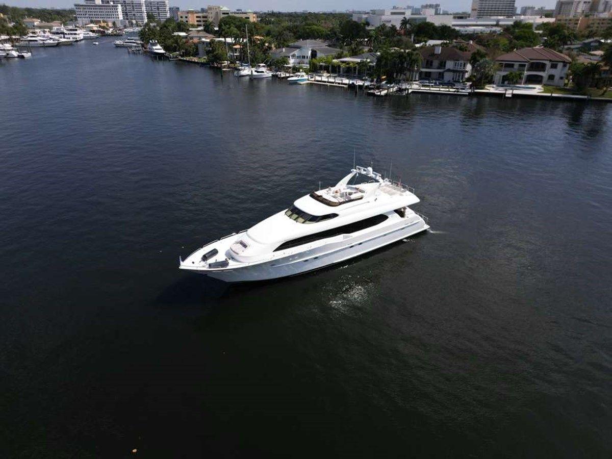 Tranquility IV - 94 ft Lazzara Motoryacht 2001 94