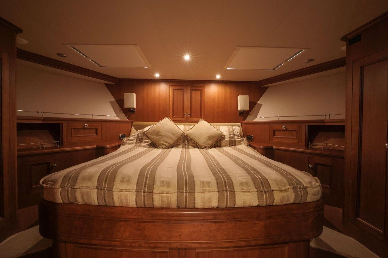 Лучшие предложения покупки яхты FIDDLERS DREAM 2010