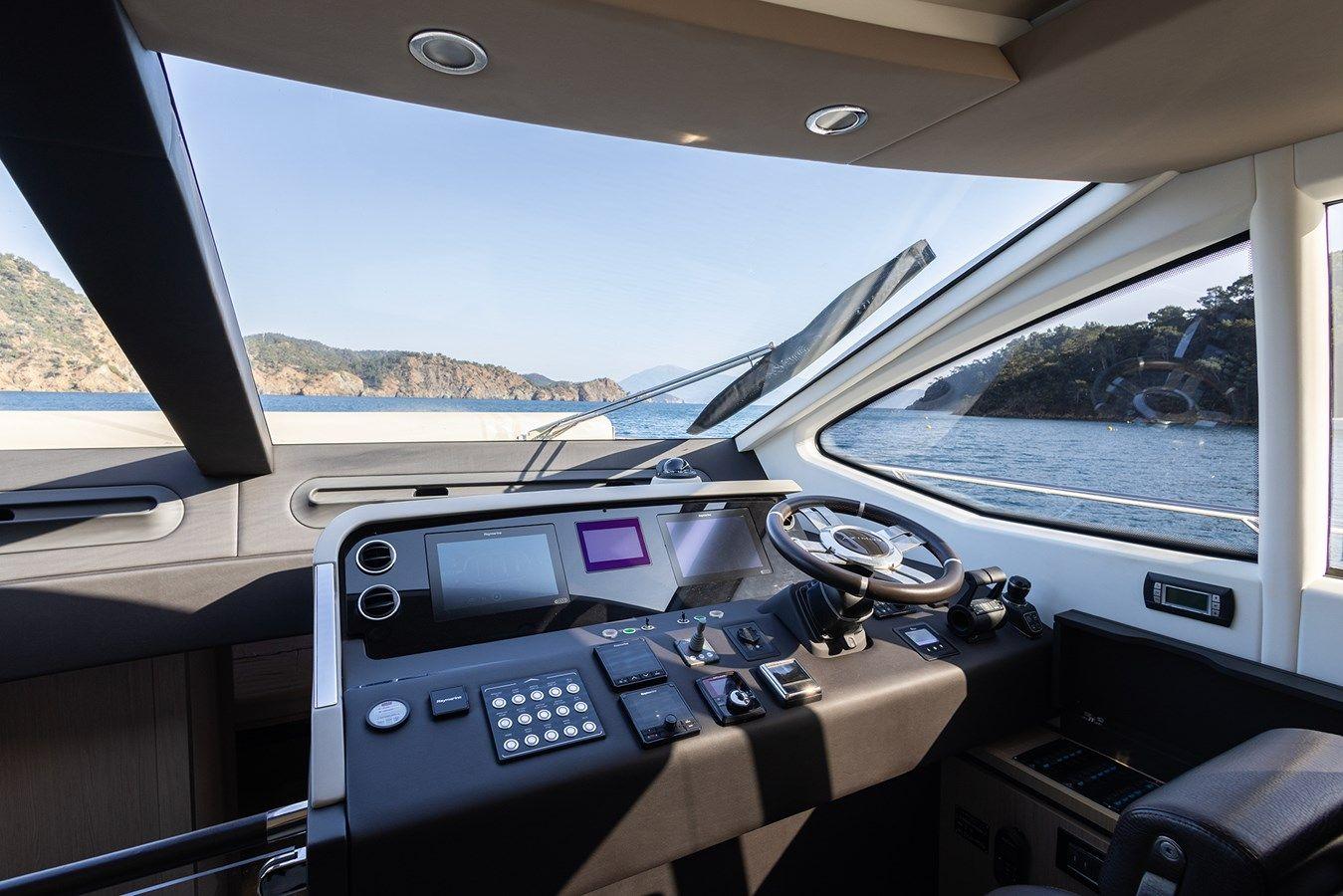 Buy a AZ FLY 66 - Azimut Yachts at Shestakov Yacht Sales