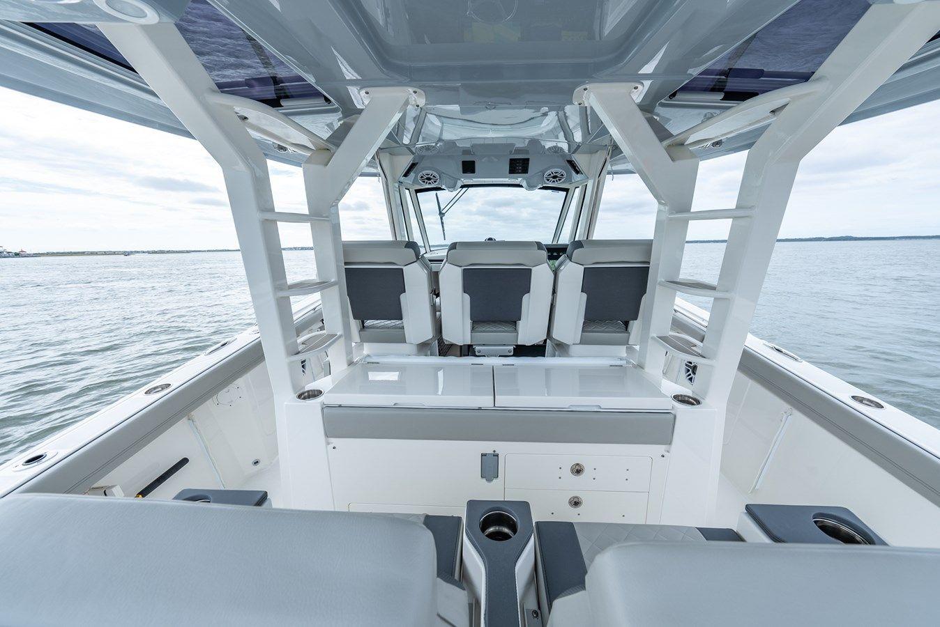 Buy a yacht FIERO 3 - PURSUIT BOATS