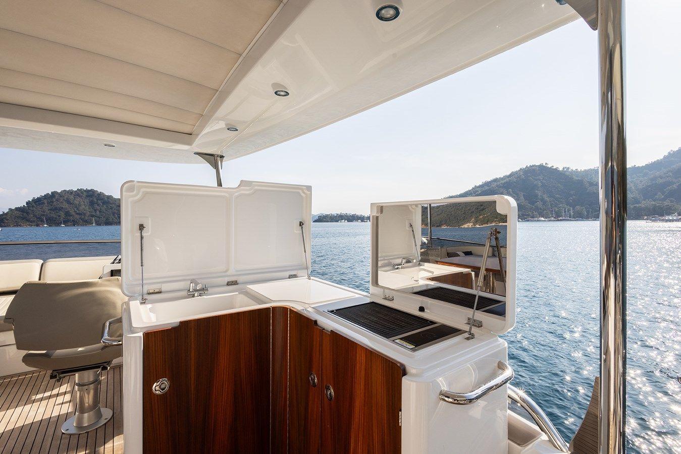 best yacht sales deals AZ MAGELLANO 66 66