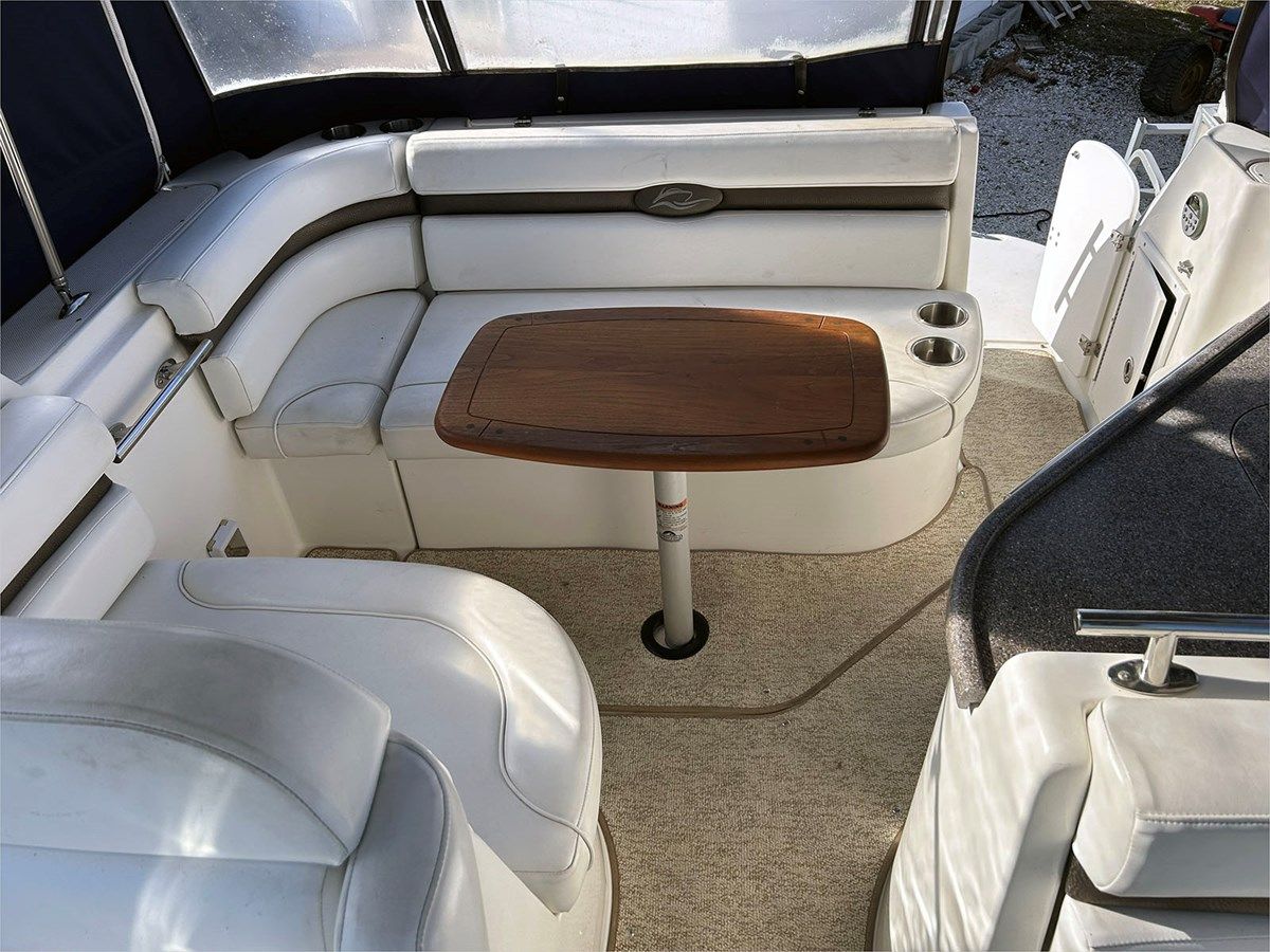 28' Rinker 2011 280 2011