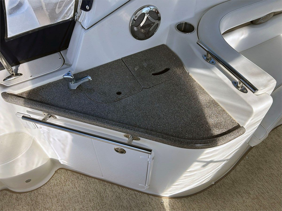 Купить яхту 28' Rinker 2011 280 2011 в Shestakov Yacht Sales