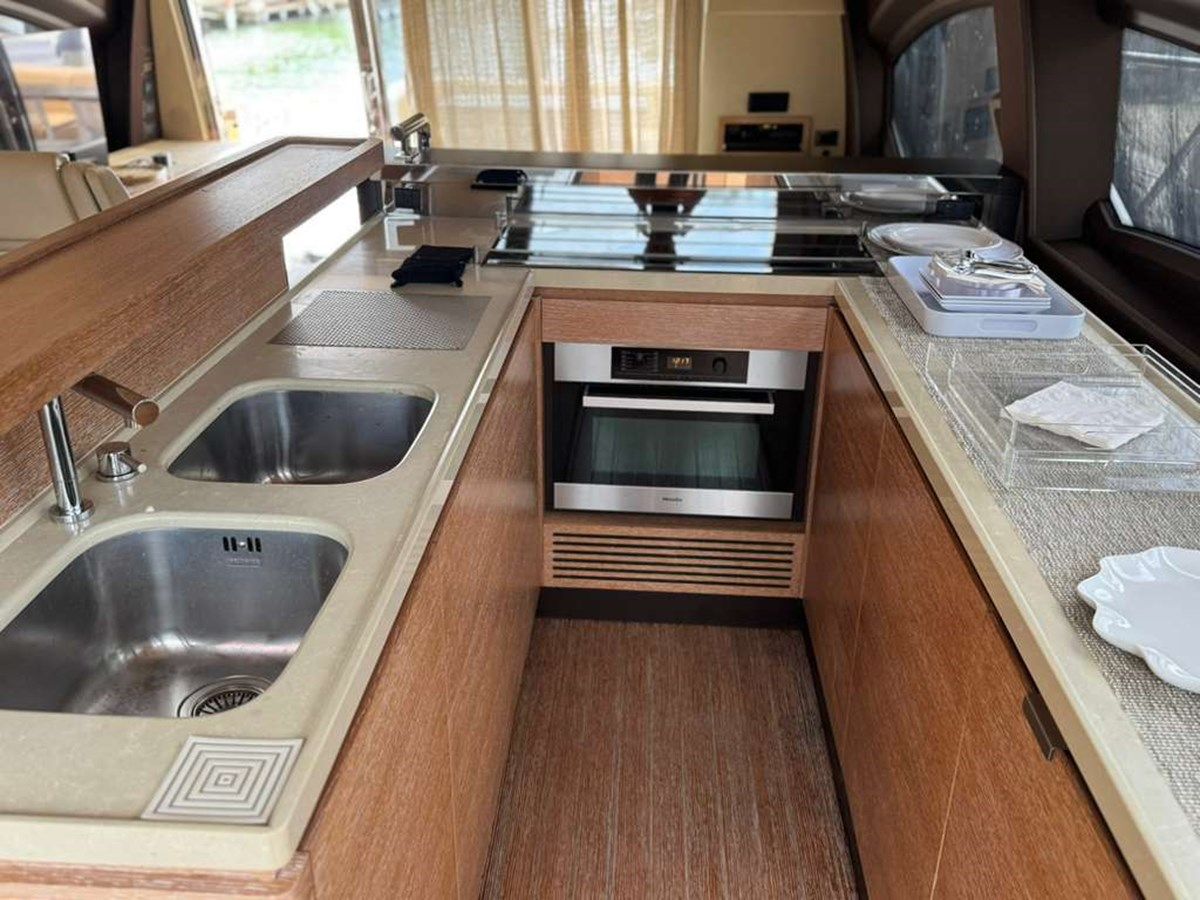 Buy a yacht TARKAN - Azimut Yachts