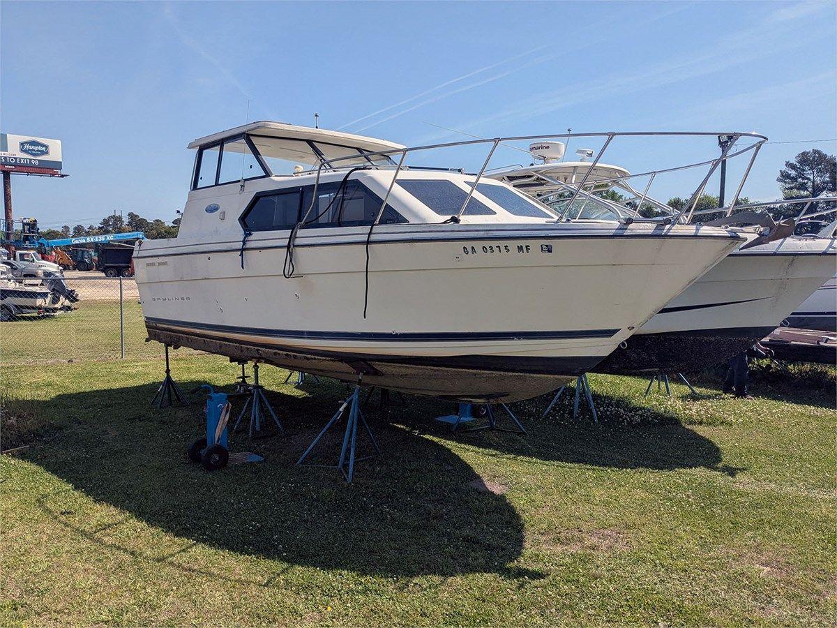 Купить яхту 28' Bayliner 2004 289 Classic 28 в Shestakov Yacht Sales