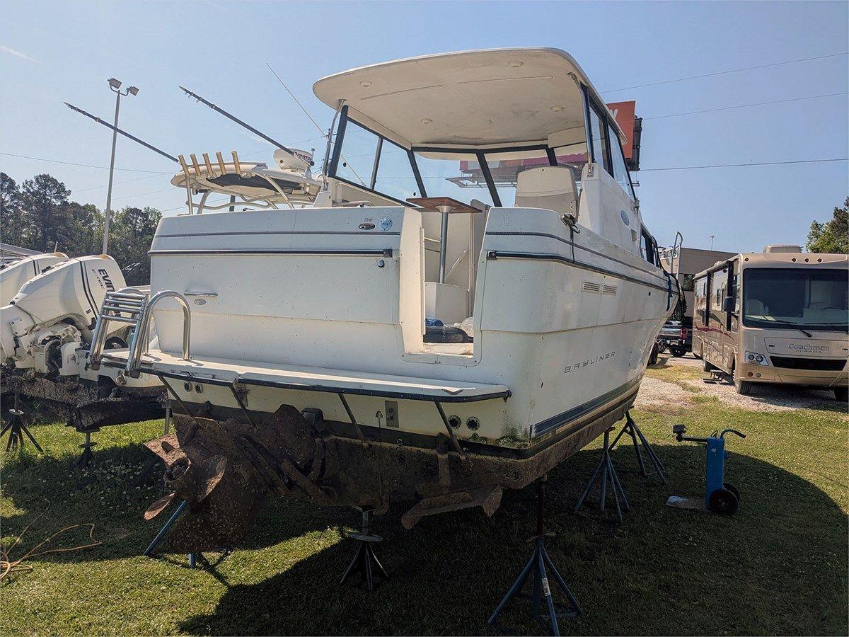 Купить 28' Bayliner 2004 289 Classic 2004
