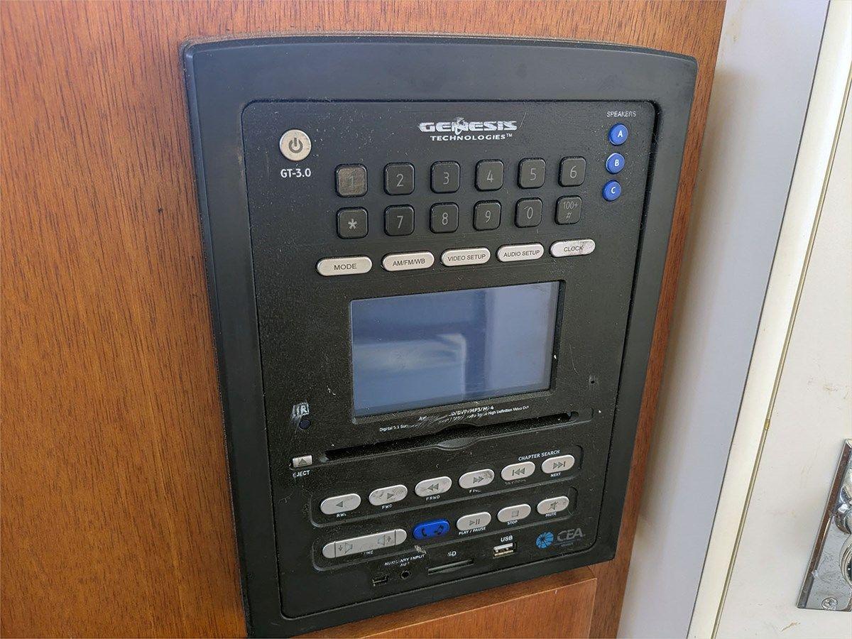 Лучшая цена на 28' Bayliner 2004 289 Classic - BAYLINER