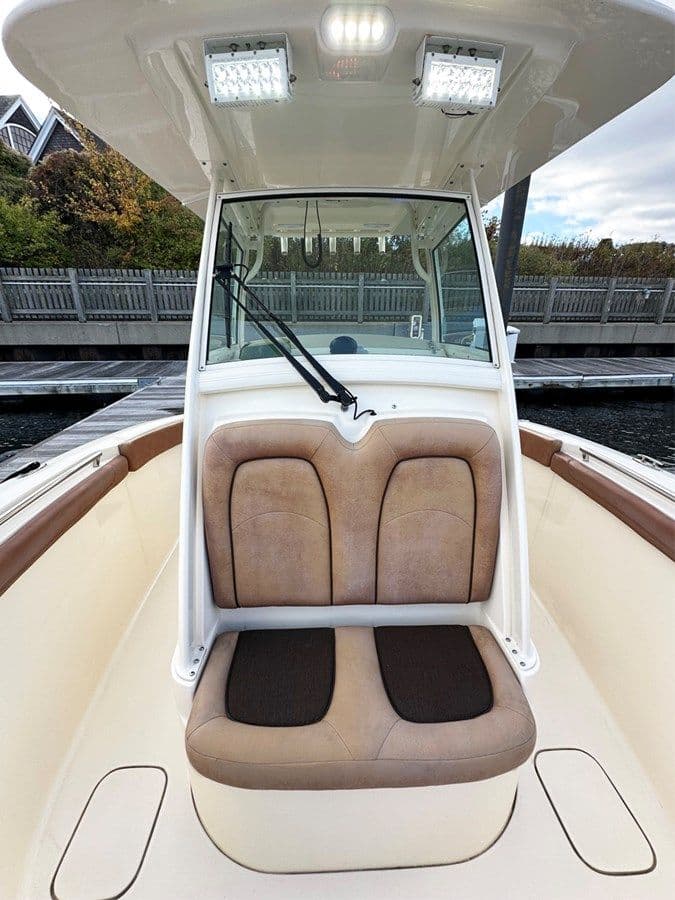 the best price on Unnamed 255 LXF