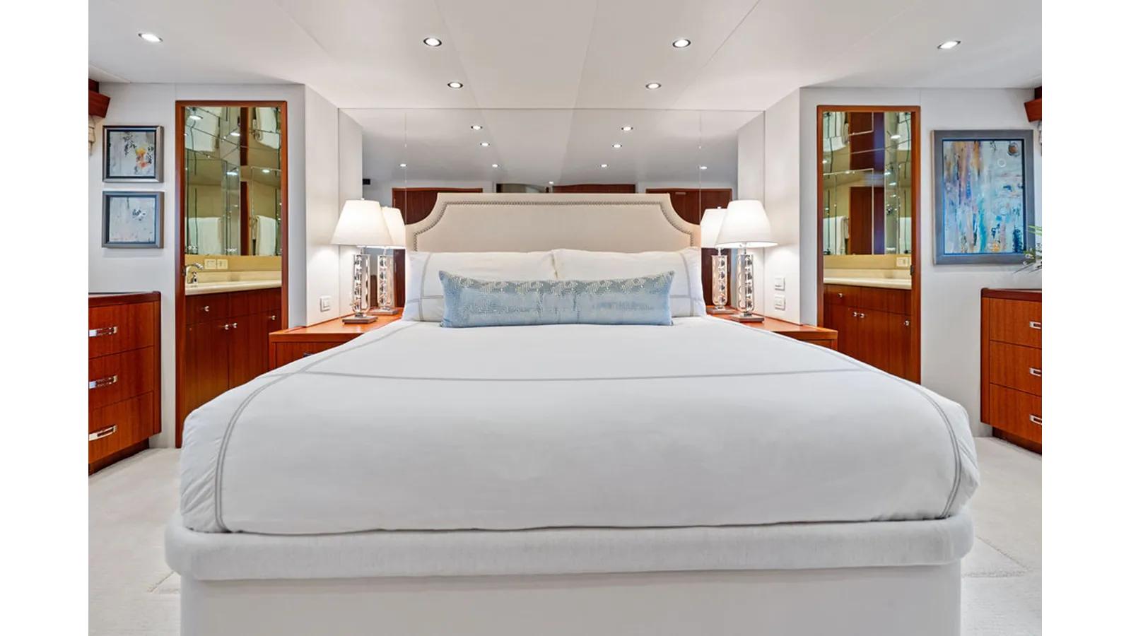 GRIFFIN 80 Motor Yacht