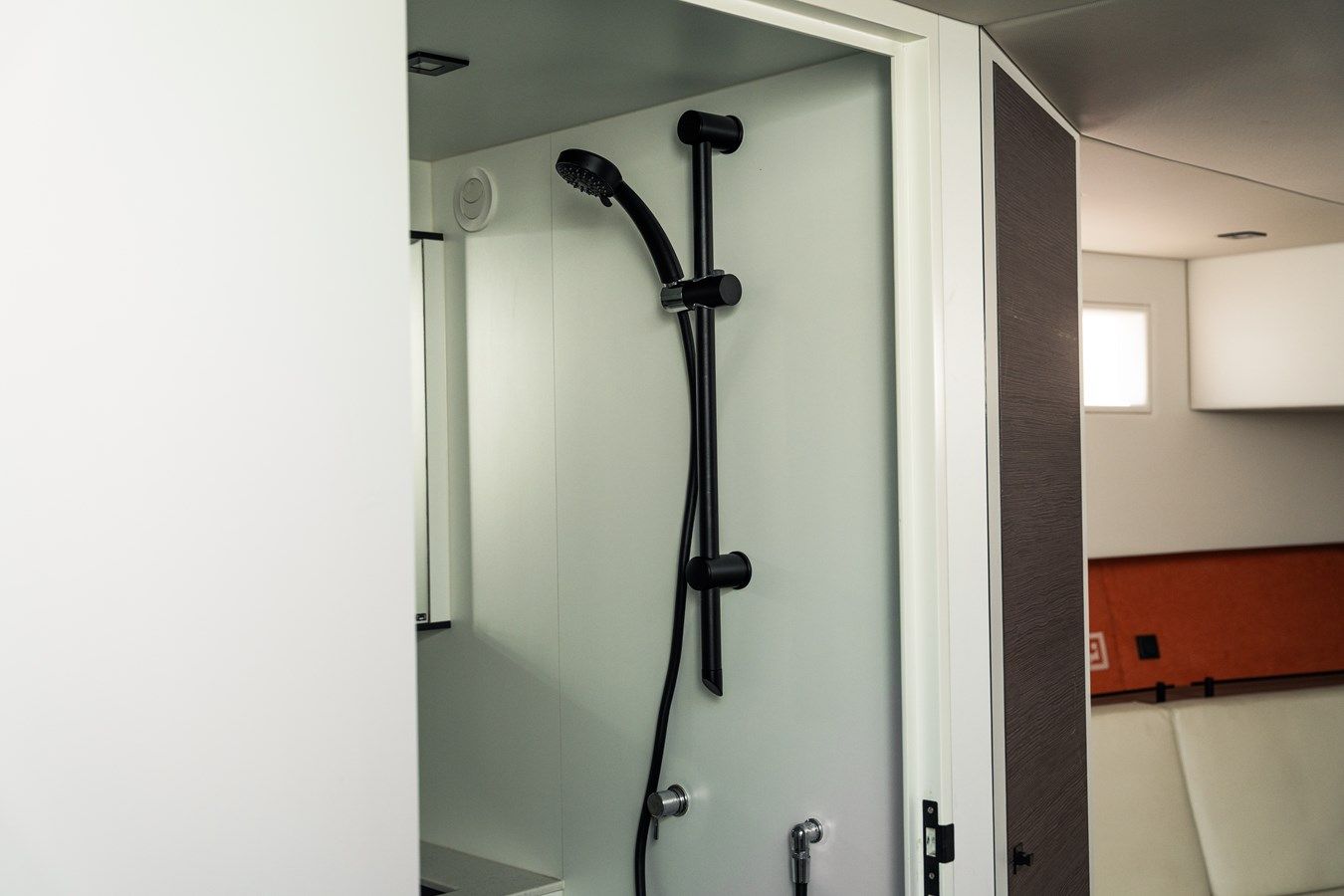 Buy a yacht ALIYYAH 29 - VANQUISH YACHTS