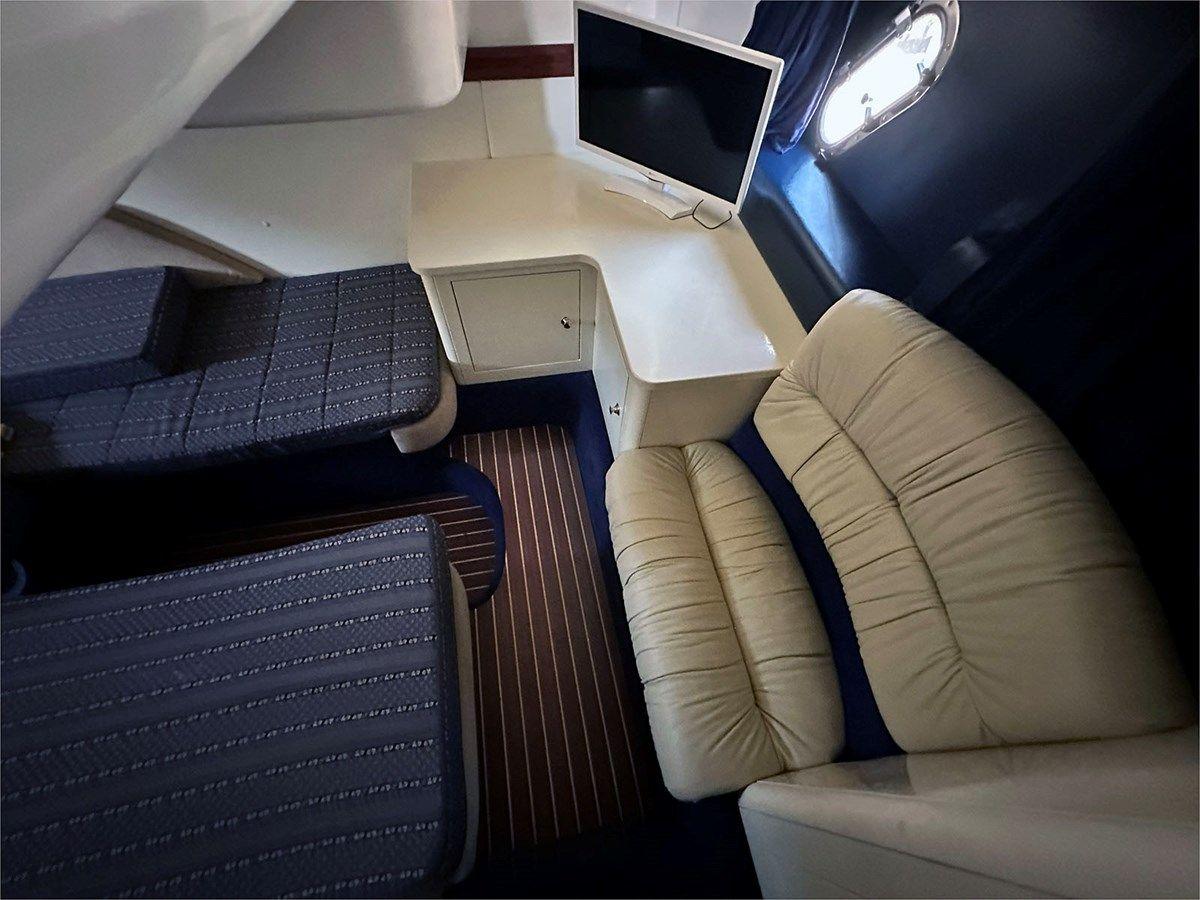 Продажа яхты 41' Cranchi 2007 Endurance 41