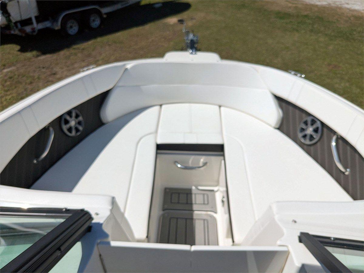 Лучшие предложения покупки яхты 23' Sea Ray 2019 230 SPX 23