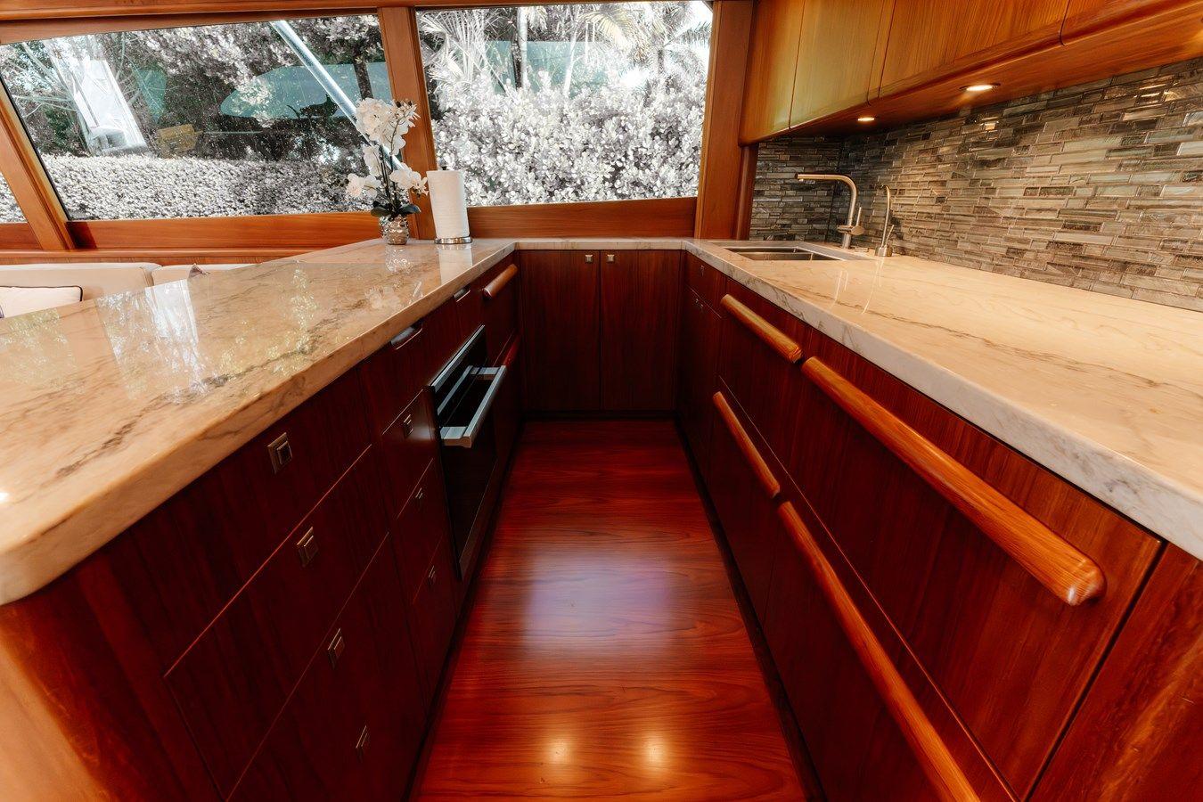 Продажа яхты NEVER SAY NEVER - MERRITT BOAT WORKS