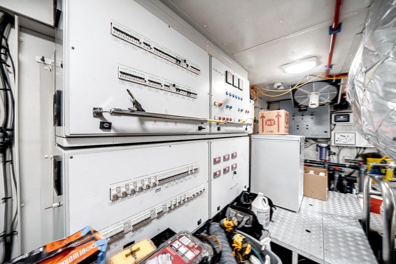 Купить Pier Pressure