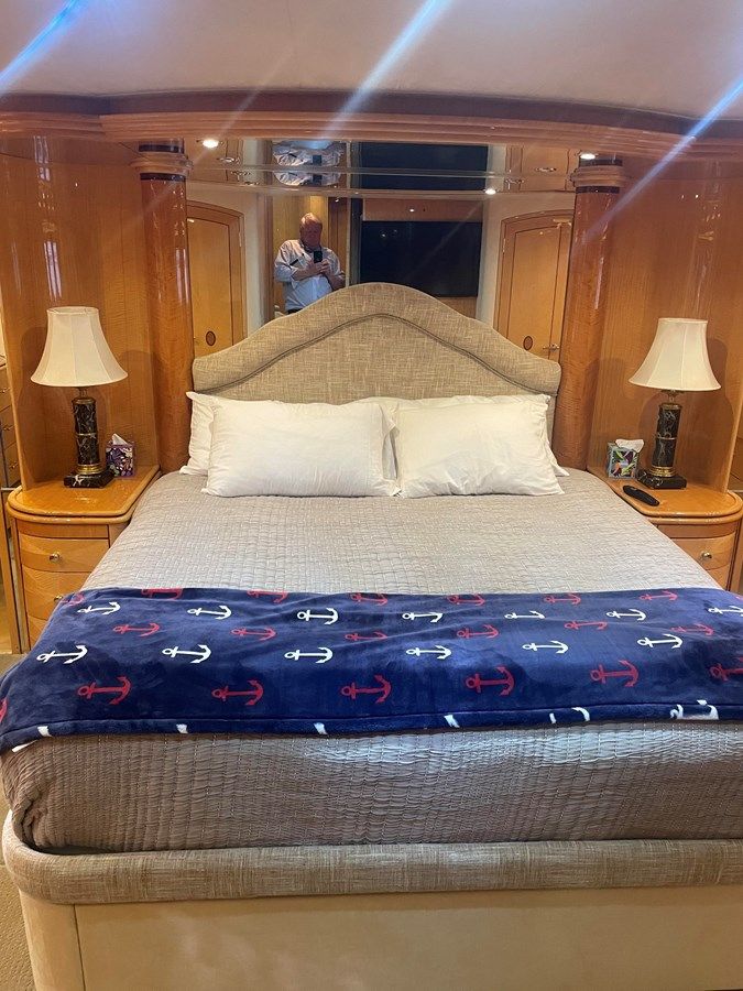 the best price on HOPE 2004