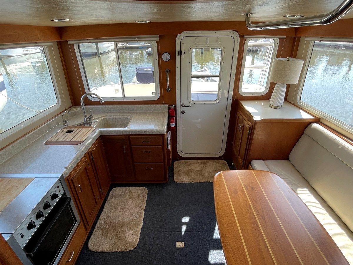 ONE MORE TIME - AMERICAN TUG yacht sale