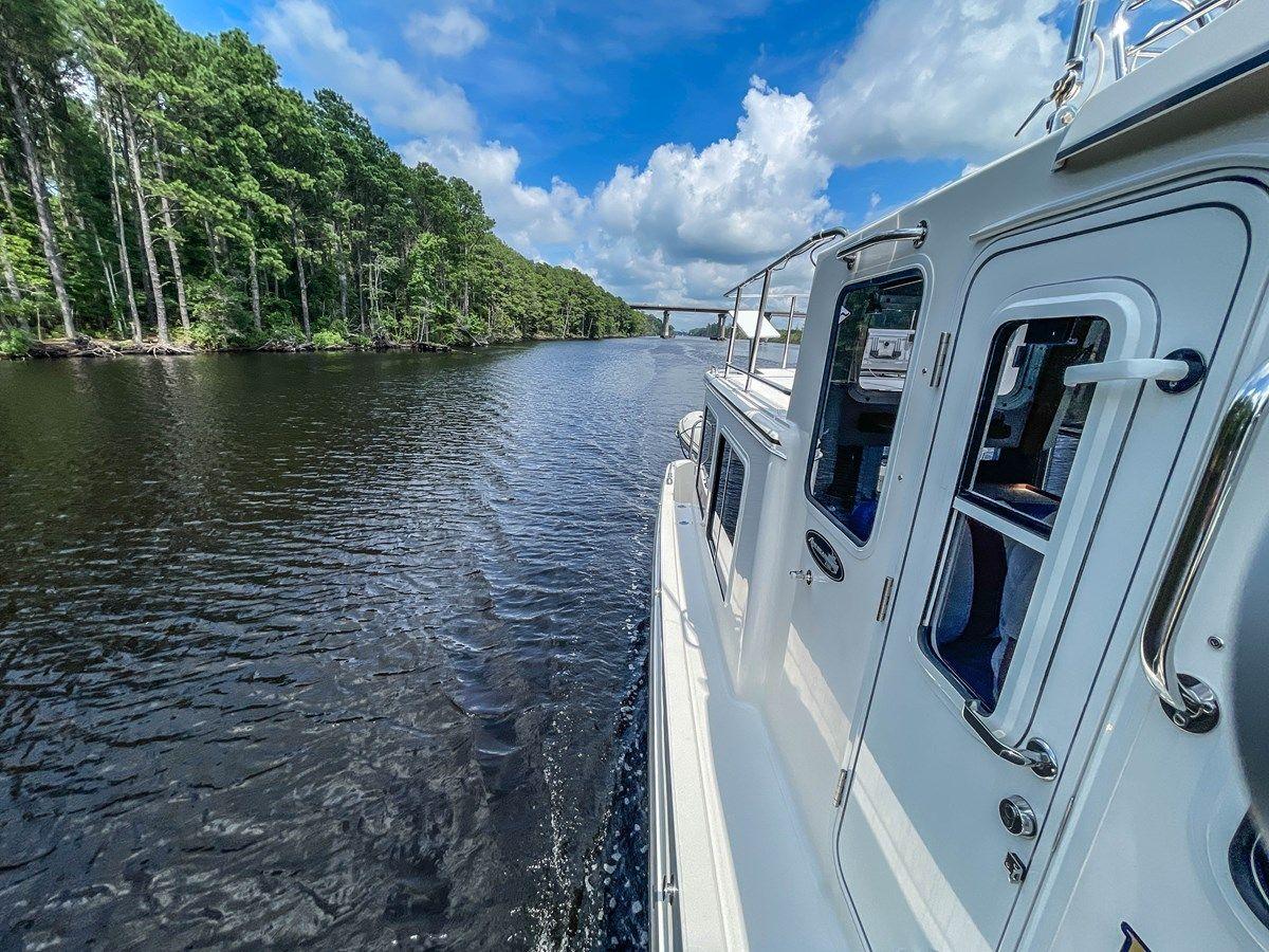 Buy a yacht ONE MORE TIME - AMERICAN TUG
