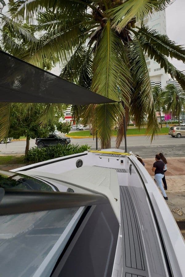 best yacht sales deals V2 32