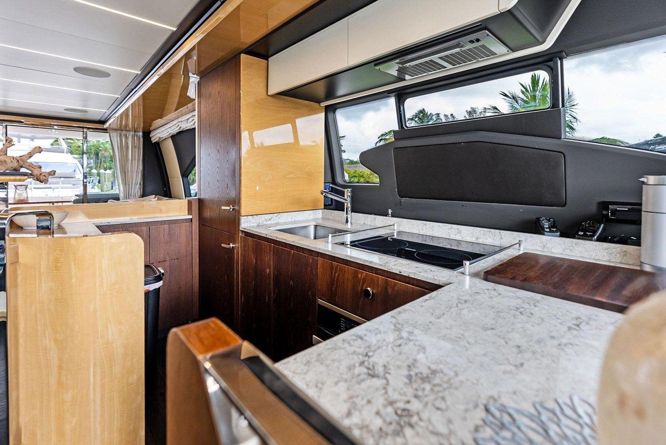 Buy a CLASS DISMISSED - Azimut Yachts at Shestakov Yacht Sales